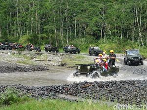 Sambut Nataru, Pengelola Jip Wisata Merapi Perbaiki Jalur-Cek Armada Sambut Nataru, Pengelola Jip Wisata Merapi Perbaiki Jalur-Cek Armada