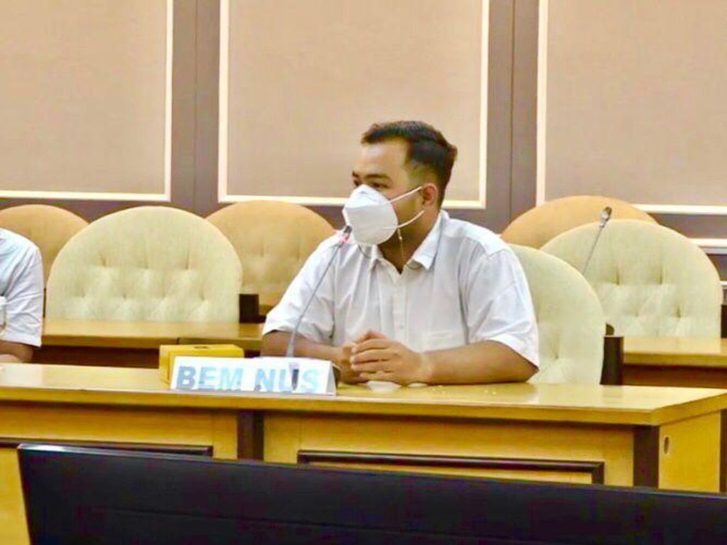 Ketua Partai Mahasiswa Indonesia Ketemu Wiranto, Ini Kata Aktivis Surabaya