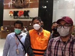 Dituntut 8,5 Tahun, Bupati Kuansing Klaim Uang Rp 500 Juta adalah Pinjaman