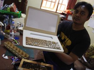 Ini Lho Mainan Edukasi Laptop Kayu Ini Lho Mainan Edukasi Laptop Kayu