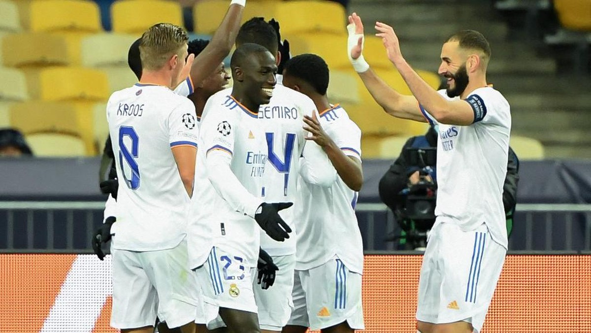 Real Madrid menang 5-0 di markas Shakhtar Donetsk di matchday 3 Liga Champions (Foto: AFP/SERGEI SUPINSKY)