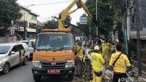 Revitalisasi Pedestrian, Tiang Utilitas Dibereskan
