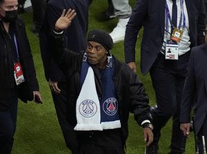 Reuni Kecil nan Hangat Messi Ketemu Pak Guru Ronaldinho