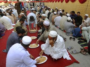 Hukum Makan Makanan Maulid Nabi Hukum Makan Makanan Maulid Nabi
