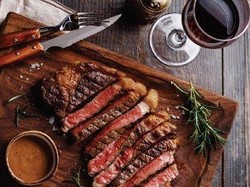 Ragam Ide Olahan Daging Nikmat untuk Cegah Depresi di Beef Talk MLA