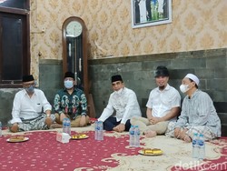 Kunjungi Ponpes Zainul Hasan Genggong, Muzani Mohon Doa Restu Prabowo Capres 2024