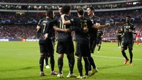 Bayern unggul 2-0 setelah Everton melakukan gol bunuh diri di menit ke-80. AP Photo/Armando Franca.