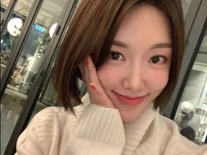 Choi Young Ah Selingkuhi Kim Seon Ho, Pria Ini Dilaporkan Jadi Selingkuhannya Choi Young Ah Selingkuhi Kim Seon Ho, Pria Ini Dilaporkan Jadi Selingkuhannya