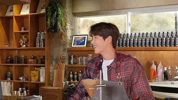 4 Fakta Kuliner Kim Seon Ho, Ingin Cicip Nasi Goreng Indonesia