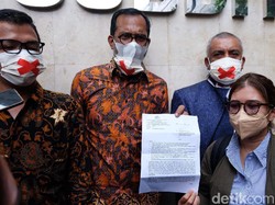 Kehebohan Terbaru Haris Azhar-Fatia Sempat Dijemput Polisi untuk ke Polda