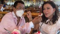 Hotman Paris Ultah ke-62, Bertabur Hadiah Mewah dan Makanan Enak