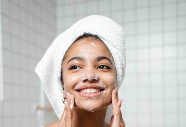 Ilustrasi mencuci wajah/pexels.com/Ron Lach Ilustrasi mencuci wajah/pexels.com/Ron Lach