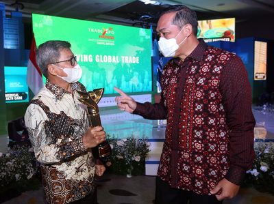 Kala Mendag Luthfi Apresiasi Primaniyarta Award