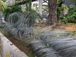 Kawat Berduri Disiapkan Jelang Demo BEM SI di Sekitar Istana