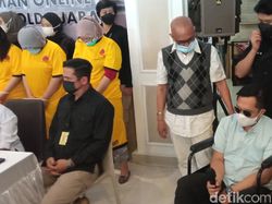 Pakai Kursi Roda, Korban Pinjol Sleman Cerita Dituduh Bandar Narkoba