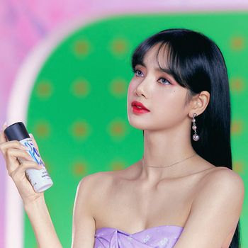 Lisa BLACPINK untuk MAC Cosmetics