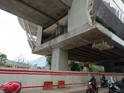 Pekerja Terjatuh dari Ketinggian 8 Meter Proyek LRT di Kuningan
