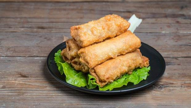 Makanan yang harus dihindari penderita maag saat diet - Gorengan dan Makanan Berlemak/Foto: freepik.com/dashu83