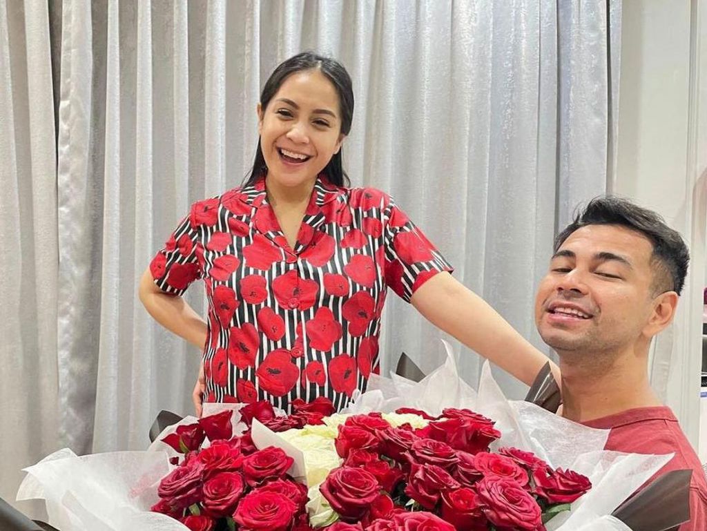 Jadwal Padat, Nagita Slavina dan Raffi Ahmad Selalu Jaga Kesehatan Tubuh Jadwal Padat, Nagita Slavina dan Raffi Ahmad Selalu Jaga Kesehatan Tubuh