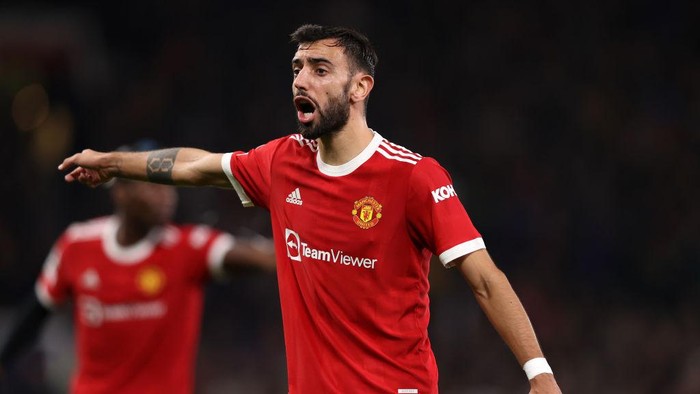 MANCHESTER, ENGLAND - OCTOBER 20: Bruno Fernandes of Manchester United during the UEFA Champions League group F match between Manchester United and Atalanta at Old Trafford on October 20, 2021 in Manchester, England. (Photo by Naomi Baker/Getty Images)