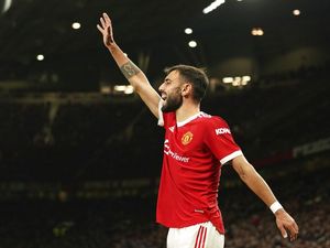 MU Vs Liverpool Akhir Pekan Ini, Bruno Fernandes Malah Cedera