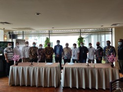 Kolaborasi dengan BUMN, BUMD Jabar Siap Pasok Tangki BBM untuk Pertashop