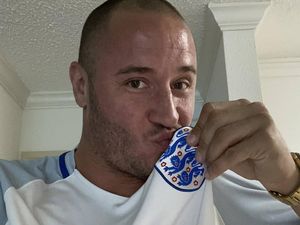 Saat Calon Superstar Sepakbola Inggris Jadi Bintang Porno Termahal Saat Calon Superstar Sepakbola Inggris Jadi Bintang Porno Termahal