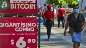 Di El Salvador Belanja Pakaian-Makanan Kini Bisa Pakai Bitcoin