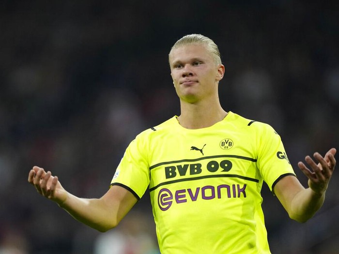 Dortmund's Erling Haaland reacts during the Champions League group C soccer match between Ajax and Borussia Dortmund at the Johan Cruyff ArenA in Amsterdam, Netherlands, Tuesday, Oct. 19, 2021. (AP Photo/Peter Dejong)