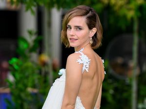 Reuni Harry Potter Salah Pakai Foto Masa Kecil Emma Watson, Fans Protes Reuni Harry Potter Salah Pakai Foto Masa Kecil Emma Watson, Fans Protes