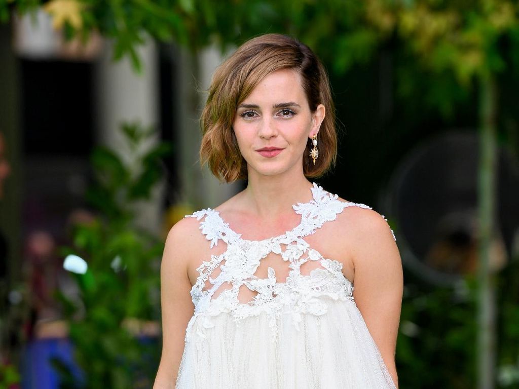 Emma Watson Habiskan Waktu Lockdown dengan Belajar Kamera