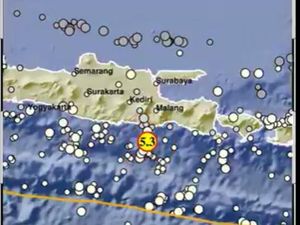 Warga Sebut Gempa Malang M 5,3 Mengguncang Sekitar 4 Detik