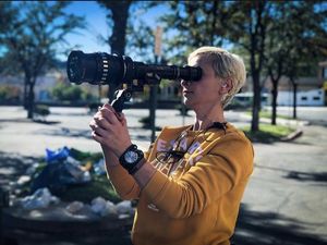 Korban Penembakan Alec Baldwin saat Syuting Rust Dibuat Film Dokumenter