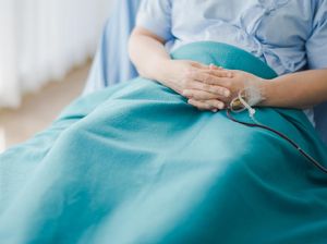 Sakit Perut Mengira Nyeri Haid, Wanita Ini Kaget 8 Organnya Harus Diangkat Sakit Perut Mengira Nyeri Haid, Wanita Ini Kaget 8 Organnya Harus Diangkat