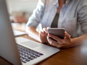 Tarif PPN Jadi 11% Mulai Hari Ini, Pulsa Hingga Tagihan Internet Bisa Naik Tarif PPN Jadi 11% Mulai Hari Ini, Pulsa Hingga Tagihan Internet Bisa Naik
