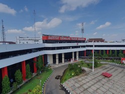 8 Kampus BUMN Sediakan Beasiswa Kuliah Penuh, Ada di Gresik-Surabaya