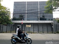 3 Fakta Ruang Kantor Jakarta Diisi Hantu