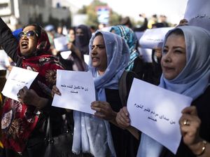 Sorotan ke Perempuan Usai Setahun Afghanistan Dikuasai Taliban Sorotan ke Perempuan Usai Setahun Afghanistan Dikuasai Taliban