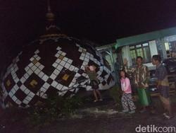 Angin Kencang di Bojonegoro Terbangkan Kubah Masjid