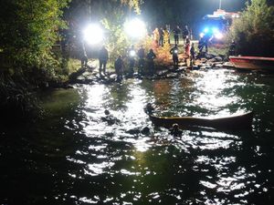 Waduh! Sopir Salah Injak Pedal, Lamborghini Nyebur ke Danau