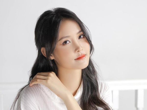 8 Potret Transformasi Model Vietnam, Jalani Oplas Hingga Bikin Pangling