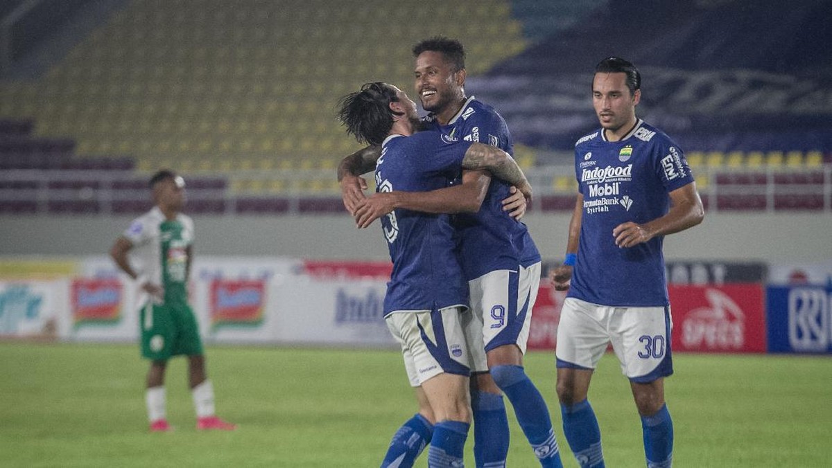 Persib menang atas PSS Sleman. Foto: ANTARA FOTO/MOHAMMAD AYUDHA
