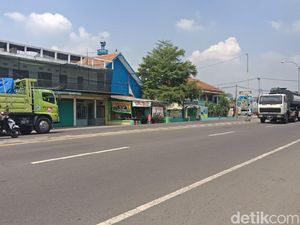 Mistis Penyeberang Berambut Panjang di Jombang yang Jadi Mitos Kecelakaan Mistis Penyeberang Berambut Panjang di Jombang yang Jadi Mitos Kecelakaan