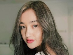 Viral Foto Dulu & Kini Ibu Ranty Maria, Paras Awet Mudanya Jadi Sorotan