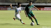 Aji merasa perlu Komisi Wasit turun tangan karena kejadian itu tidak hanya ditemukan di BRI Liga 1. Tapi di Liga 2, dia juga banyak menemukan keputusan kontroversial pengadil lapangan.