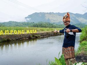 Ratusan Emak-emak di Pekanbaru Deklarasi Sandiaga Uno Jadi Capres 2024