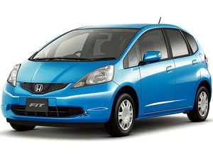 Tampang Honda Jazz dari Generasi Pertama hingga Disuntik Mati