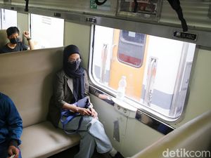 Syarat Naik Kereta Api Jarak Jauh Oktober 2021, Cek di Sini! Syarat Naik Kereta Api Jarak Jauh Oktober 2021, Cek di Sini!