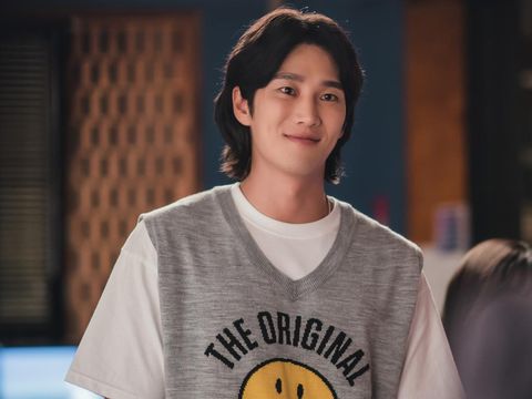 Ahn Bo-hyun sebagai Goo Woong dalam Yumi's Cells