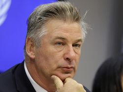 FBI Sebut Alec Baldwin Tembakkan Pistol yang Tewaskan Kru Film